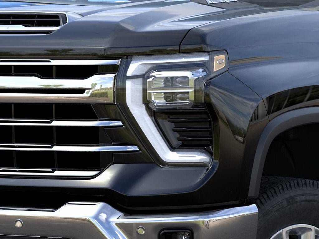 New 2026 Chevrolet Silverado 2500 LTZ w/ LTZ Convenience Package AWD/4WD image 11