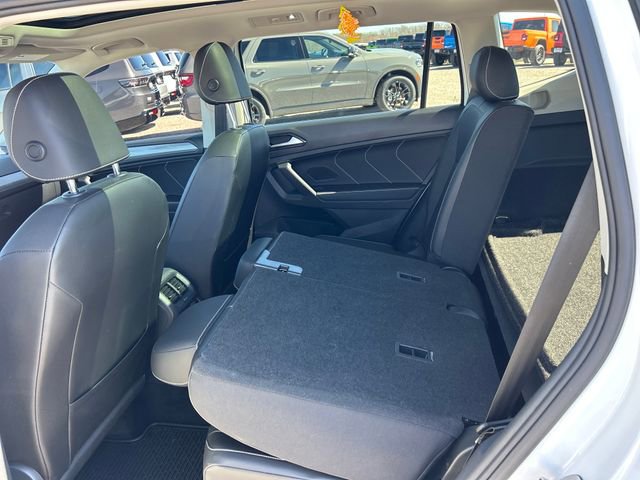 Used 2023 Volkswagen Tiguan SE image 42