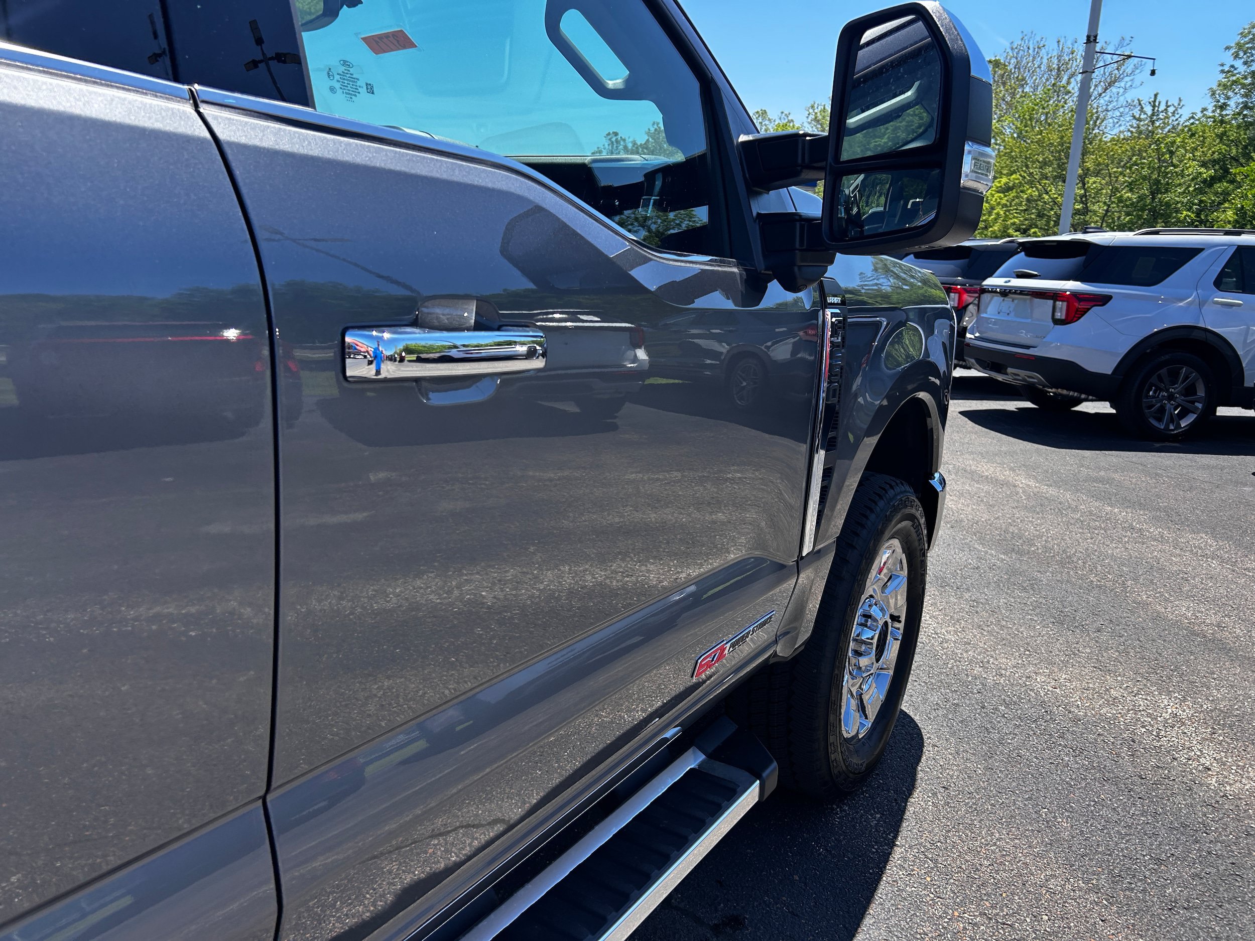 New 2026 Ford F250 Lariat w/ Chrome Package AWD/4WD image 24