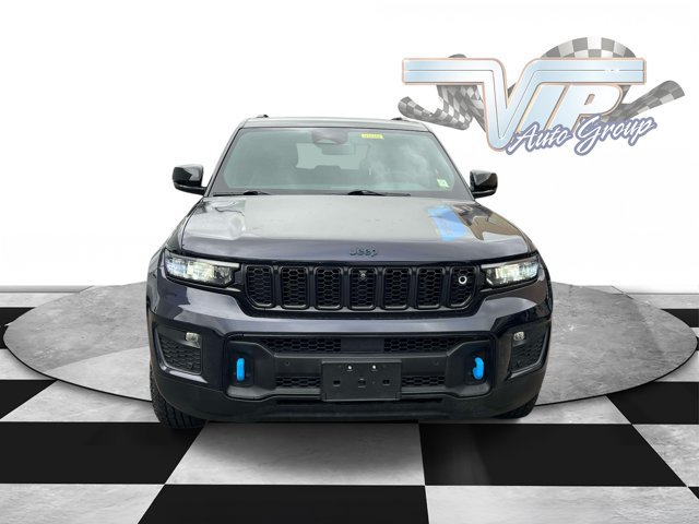 Used 2022 Jeep Grand Cherokee Trailhawk w/ Advanced Protech Group II AWD/4WD image 2