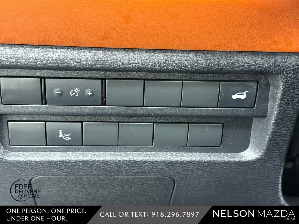 Used 2022 Mitsubishi Outlander SEL AWD/4WD image 29