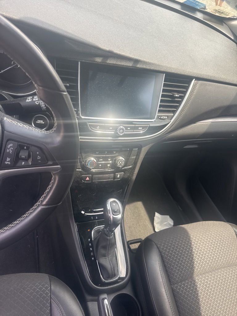 Used 2021 Buick Encore Preferred w/ Safety Package AWD/4WD image 18