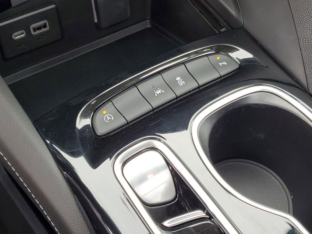 Certified 2023 Buick Envision Essence w/ Sport Touring Package FWD image 20