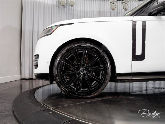 Used 2025 Land Rover Range Rover Autobiography AWD/4WD image 6
