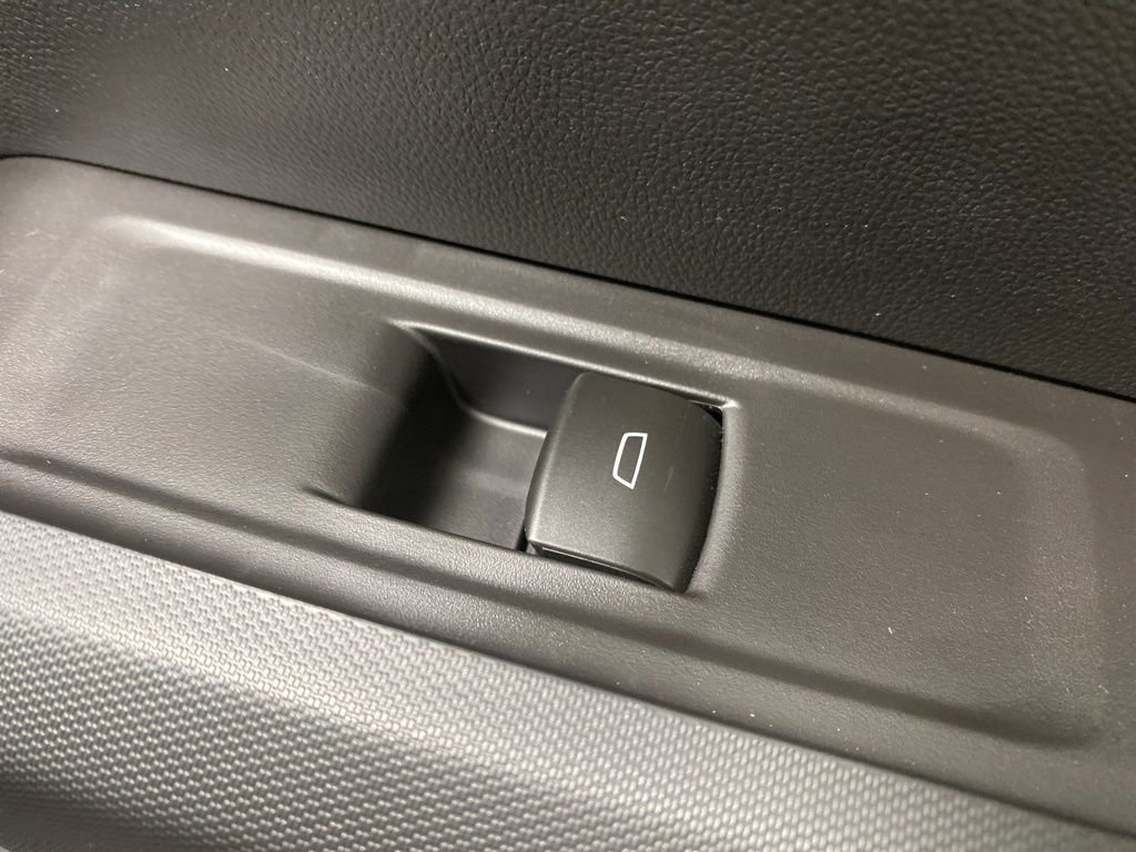 Used 2026 Chevrolet Colorado W/T w/ WT Custom Package image 19