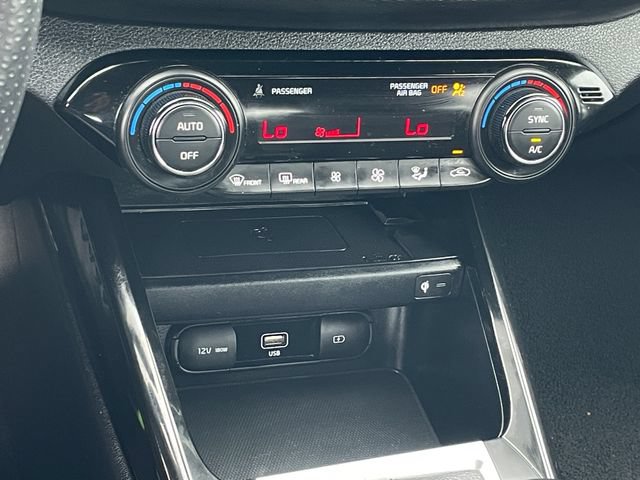Used 2023 Kia Forte GT-Line w/ GT-Line Premium Package FWD image 19