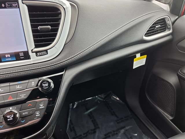 New 2027 Chrysler Pacifica Select FWD image 25
