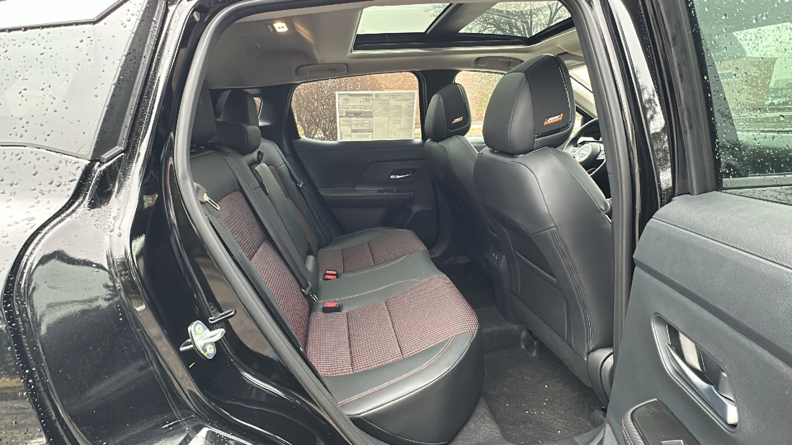 New 2025 Nissan Kicks SR w/ SR Premium Package image 10