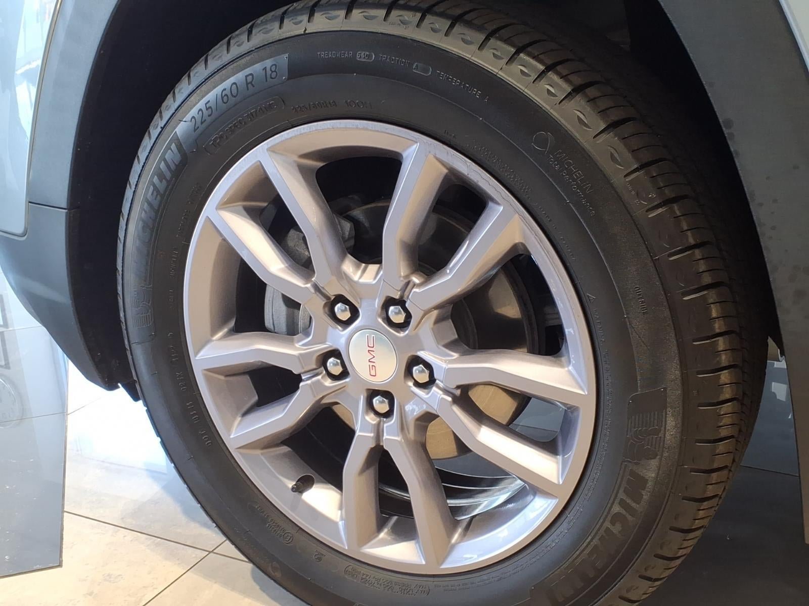 Used 2023 GMC Terrain SLT AWD/4WD image 7