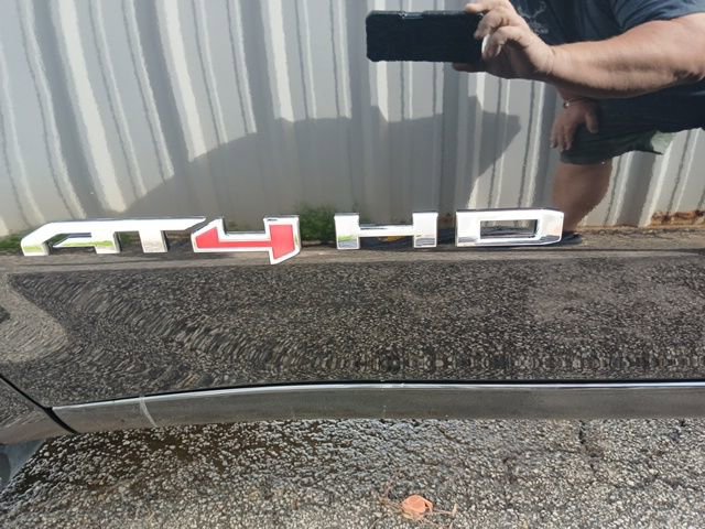 Used 2024 GMC Sierra 2500 AT4 w/ AT4 Premium Plus Package image 10