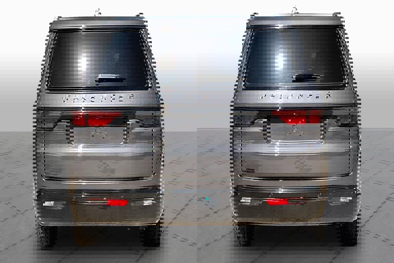 Used 2023 Jeep Wagoneer Series II image 5