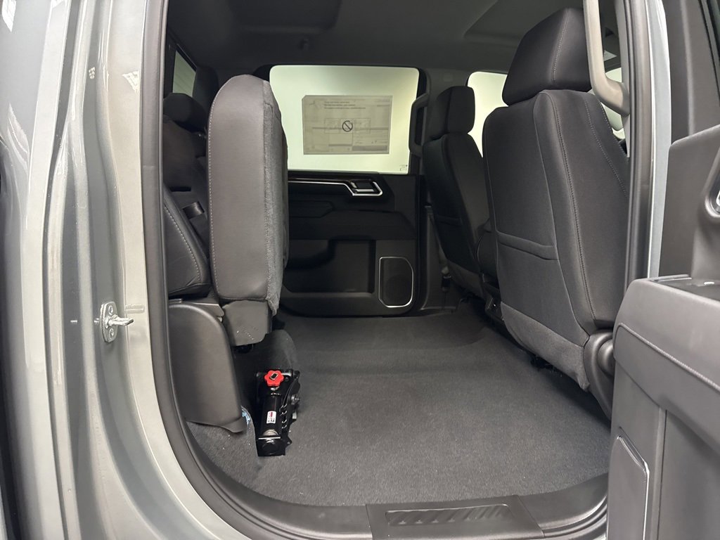 New 2026 GMC Sierra 2500 SLE w/ SLE Value Package; image 13