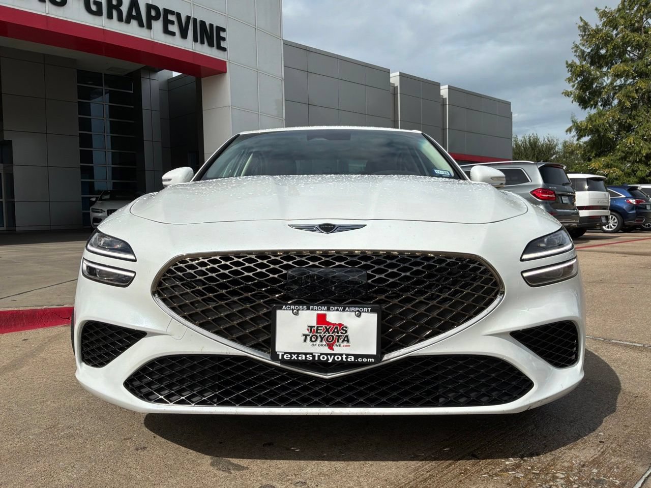 Used 2026 Genesis G70 2.5T RWD image 3