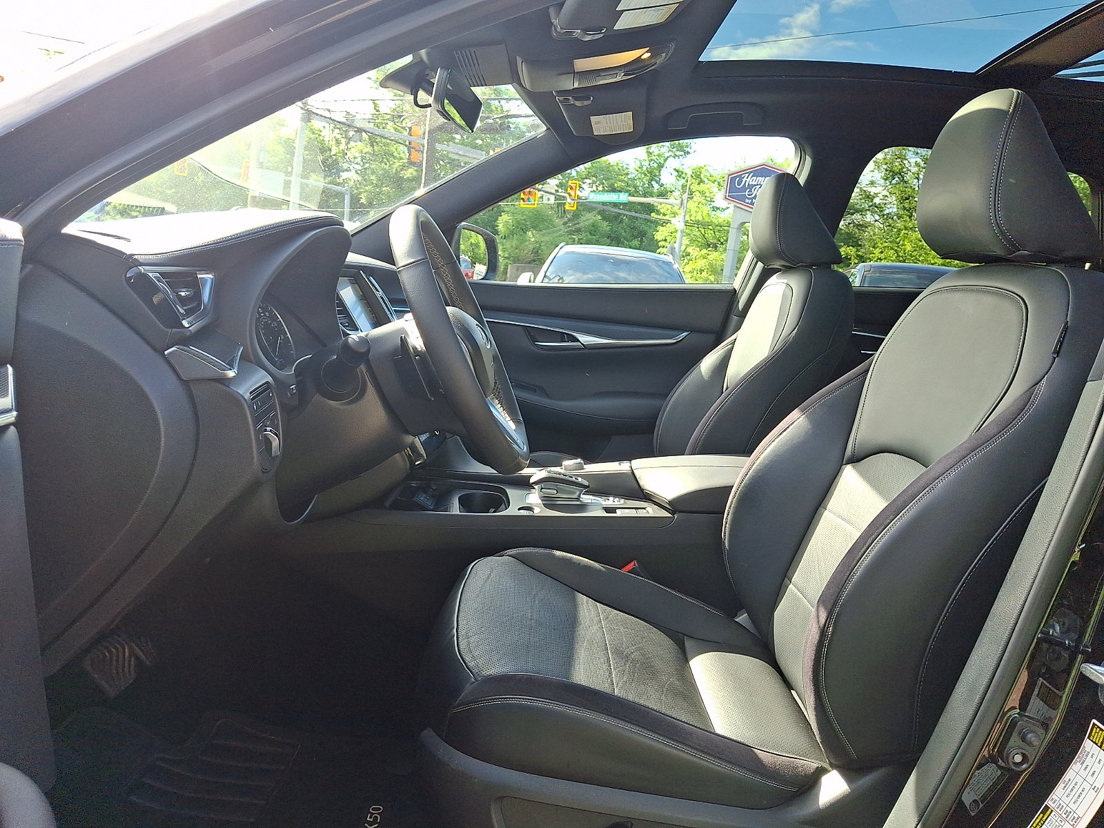Certified 2023 INFINITI QX50 Sport AWD/4WD image 13