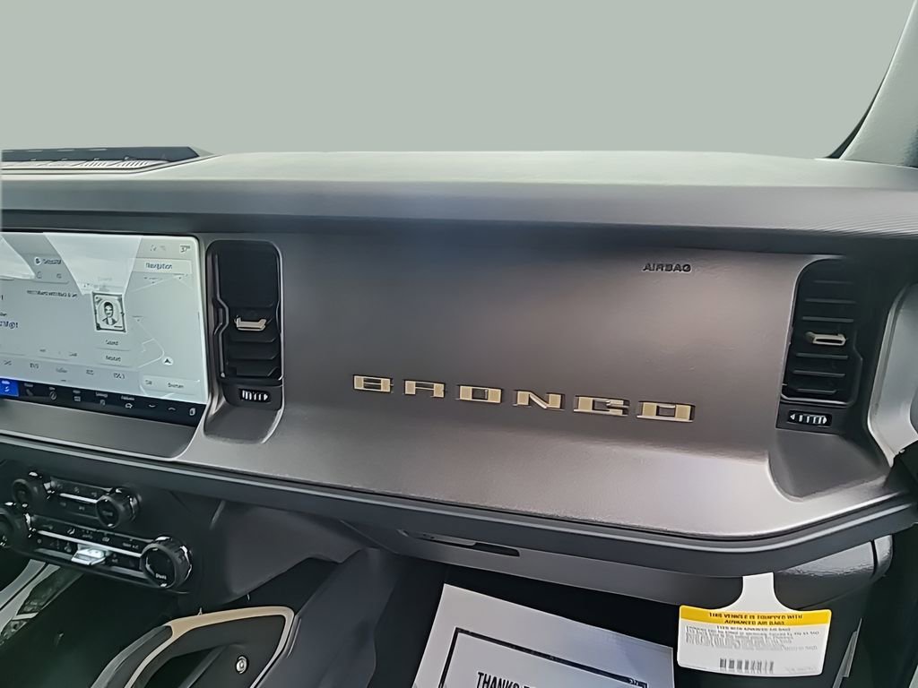 New 2026 Ford Bronco Badlands image 17