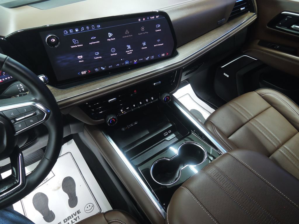 Used 2025 Chevrolet Tahoe High Country image 17