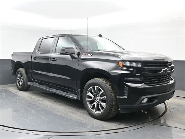 Used 2019 Chevrolet Silverado 1500 RST image 2
