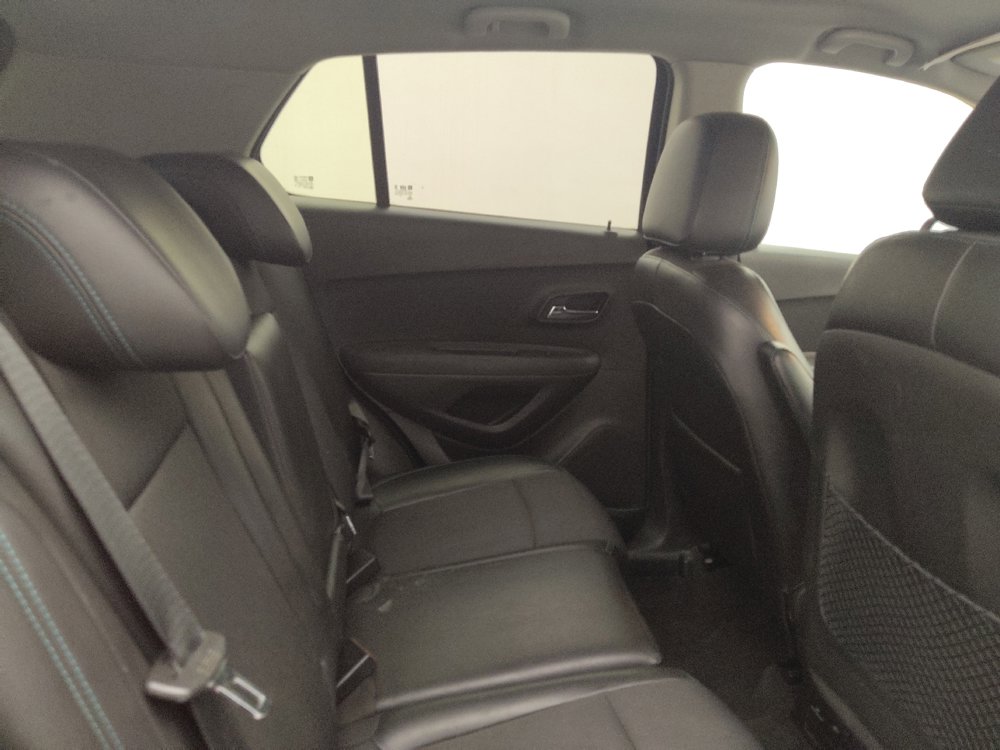 Used 2016 Chevrolet Trax LT w/ LT Convenience Package image 19