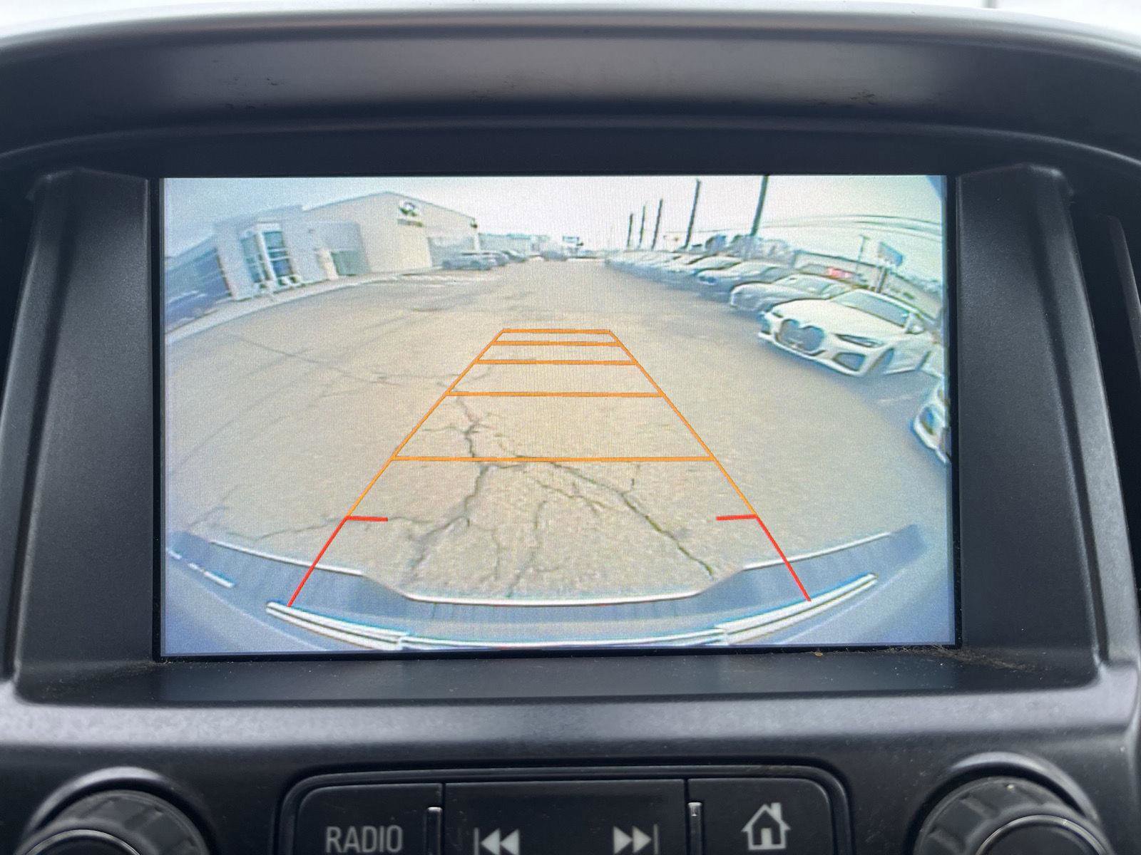 Used 2017 Chevrolet Colorado LT image 14