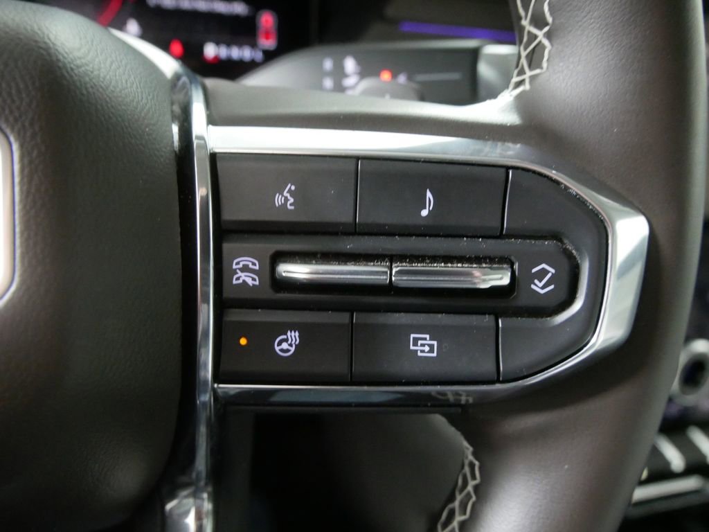 Used 2024 GMC Acadia Denali w/ Super Cruise Package image 24