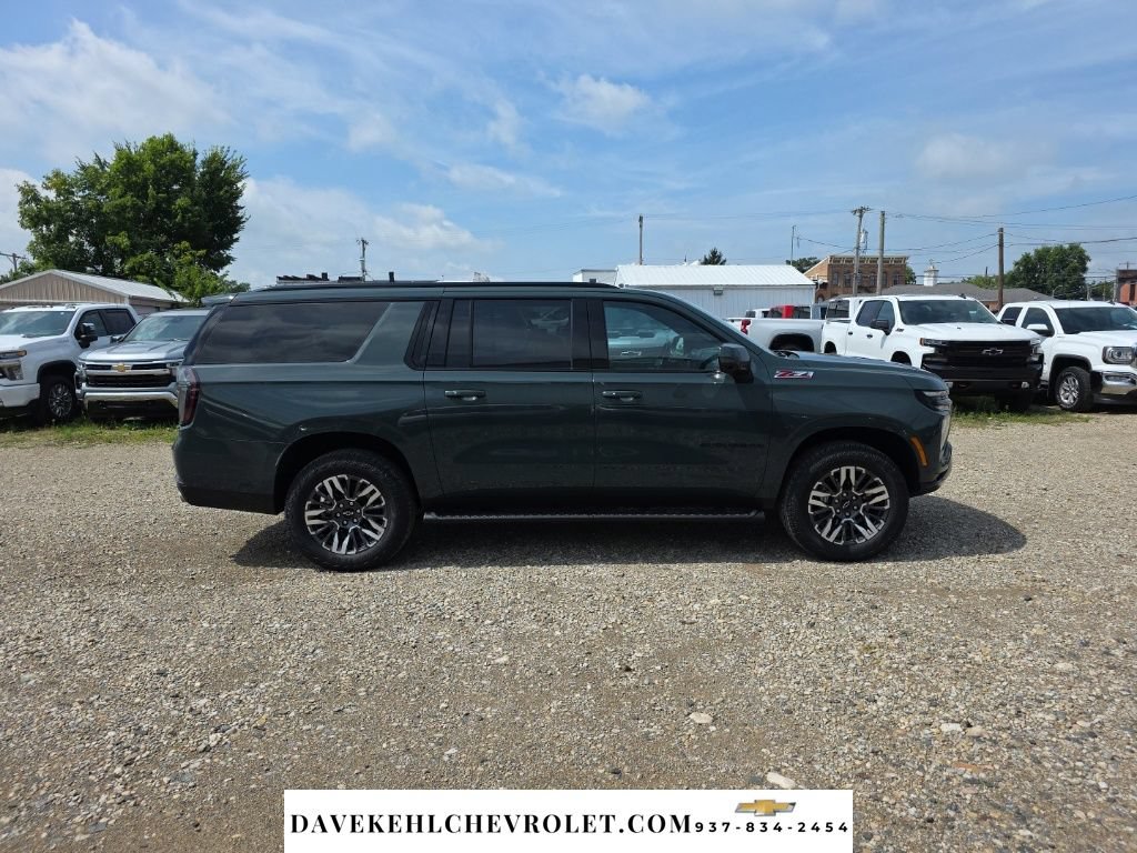 Used 2026 Chevrolet Suburban Z71 w/ Comfort Package AWD/4WD image 6