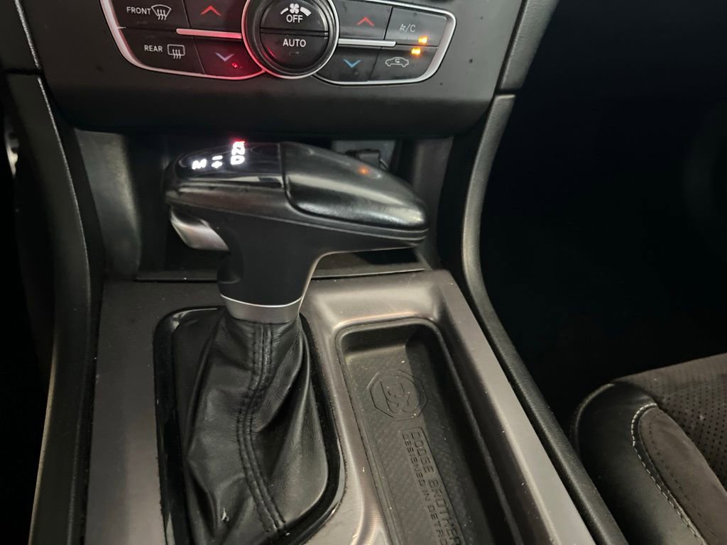 Used 2022 Dodge Charger R/T w/ Plus Group RWD image 13