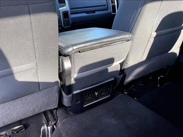 Used 2021 RAM 1500 Classic SLT image 25