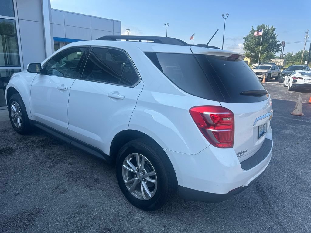 Used 2017 Chevrolet Equinox LT FWD image 4