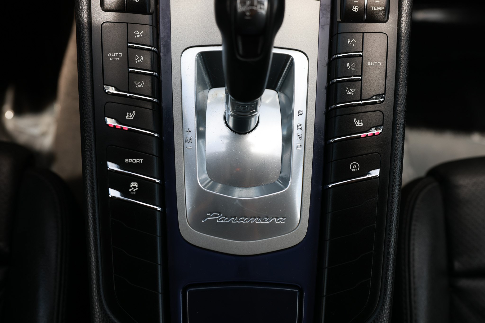 Used 2014 Porsche Panamera RWD image 43