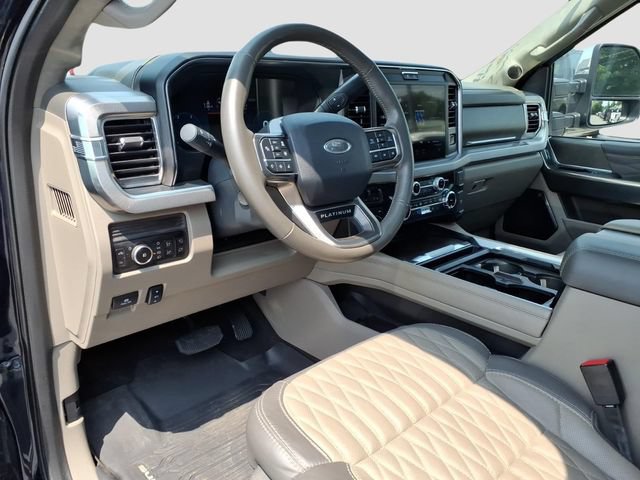 Used 2025 Ford F450 Platinum w/ Platinum Plus Package AWD/4WD image 27