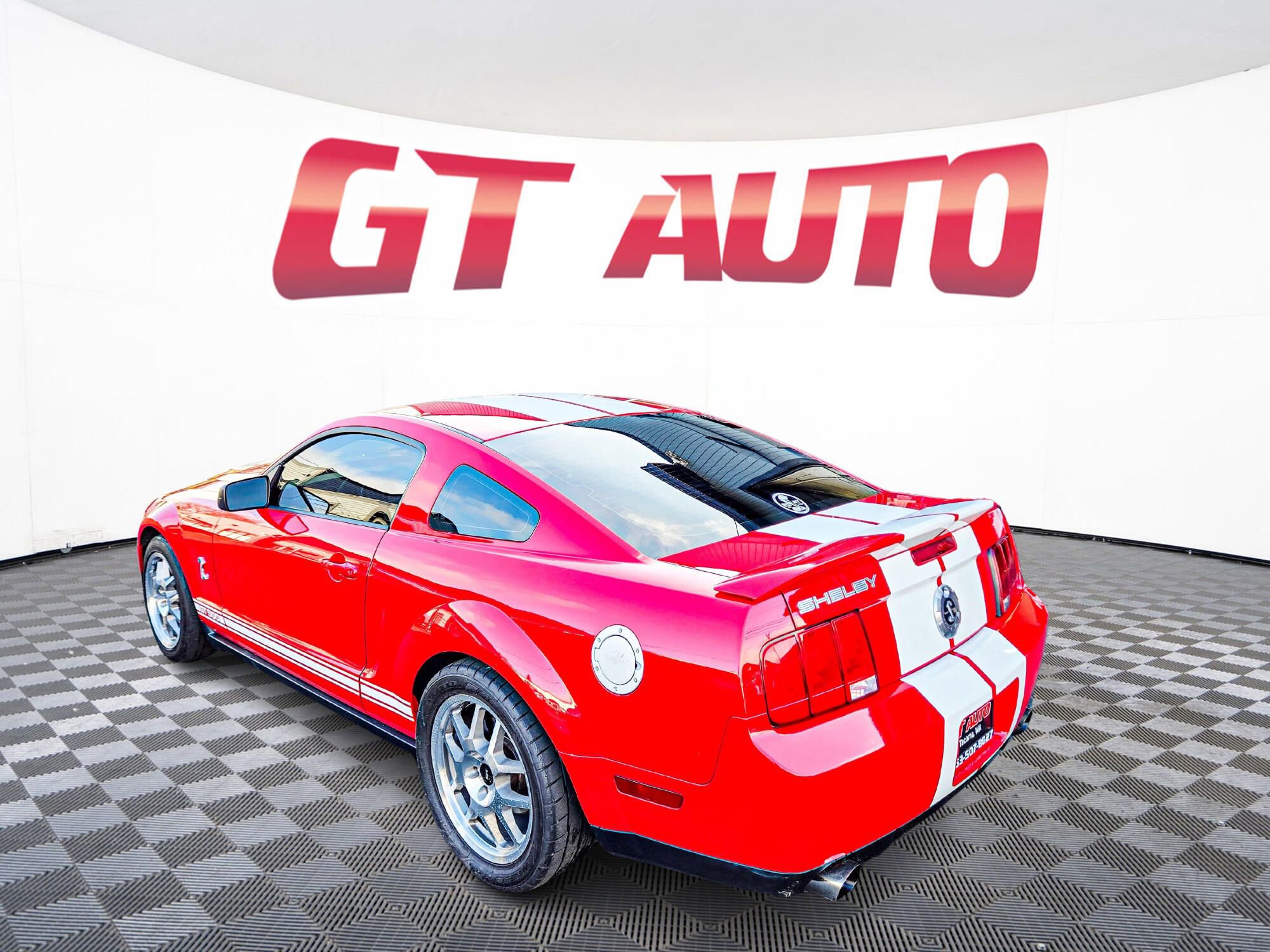 Used 2007 Ford Mustang Shelby GT500 RWD image 5