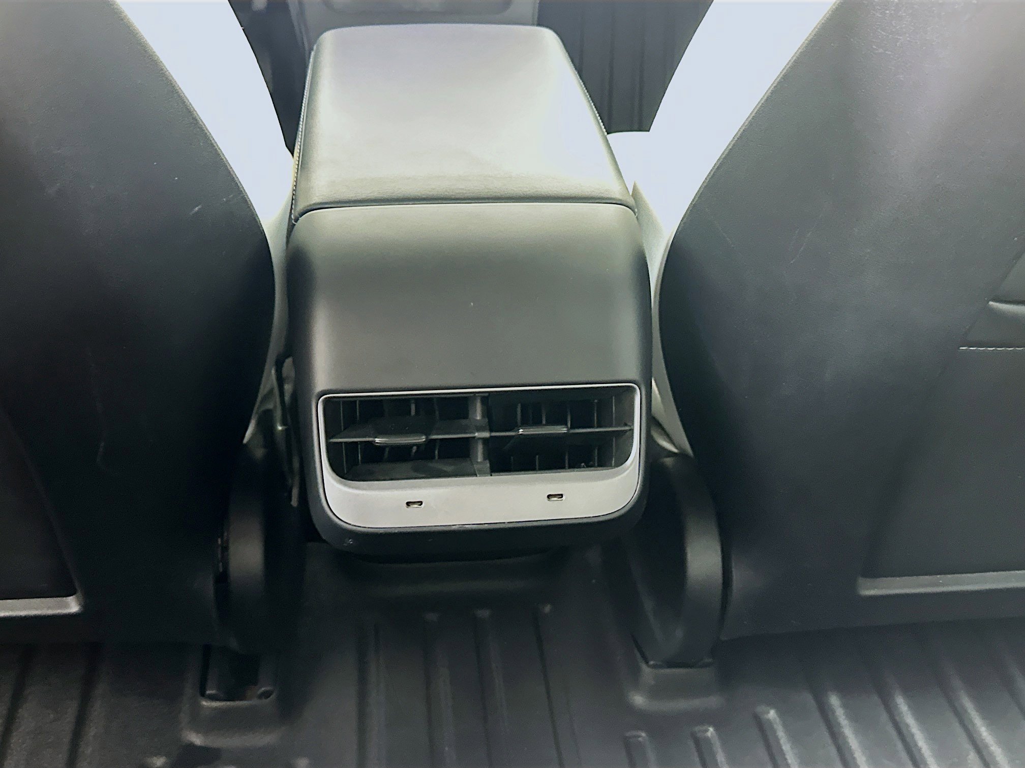 Used 2021 Tesla Model 3 Standard Range Plus image 27