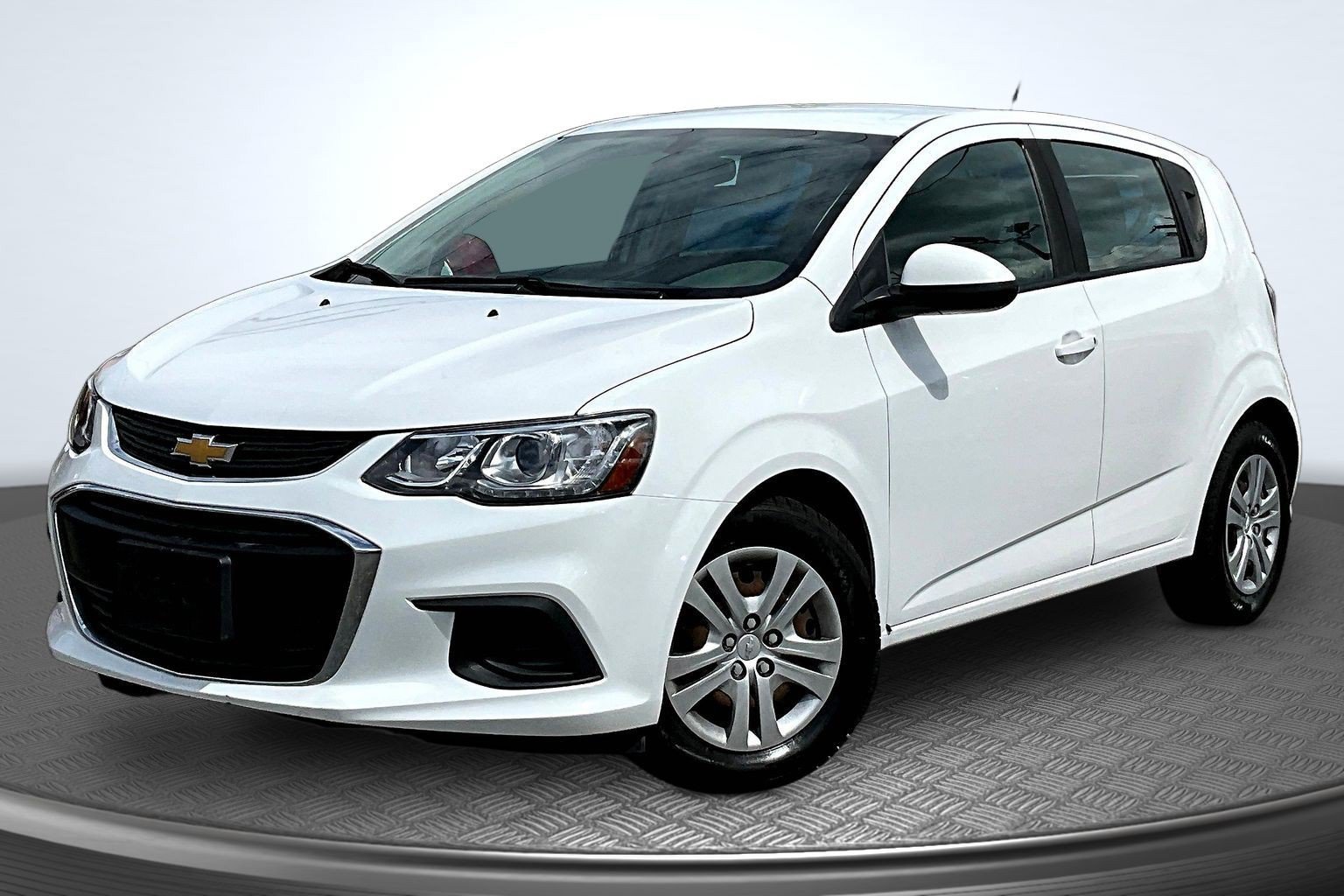 Used 2020 Chevrolet Sonic LT