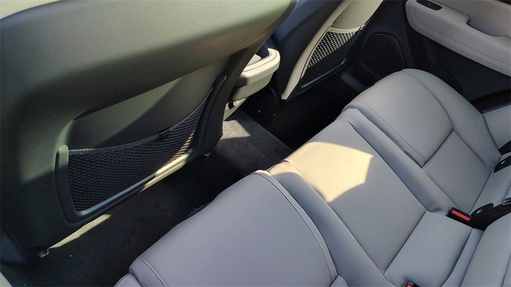 New 2026 Volvo XC60 B5 Plus w/ Protection Package Premier image 29