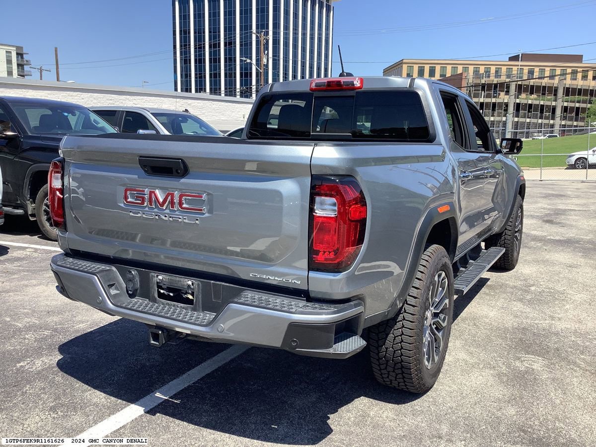 Used 2024 GMC Canyon Denali AWD/4WD image 5