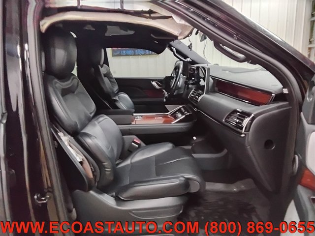Used 2024 Lincoln Navigator L Reserve AWD/4WD image 16