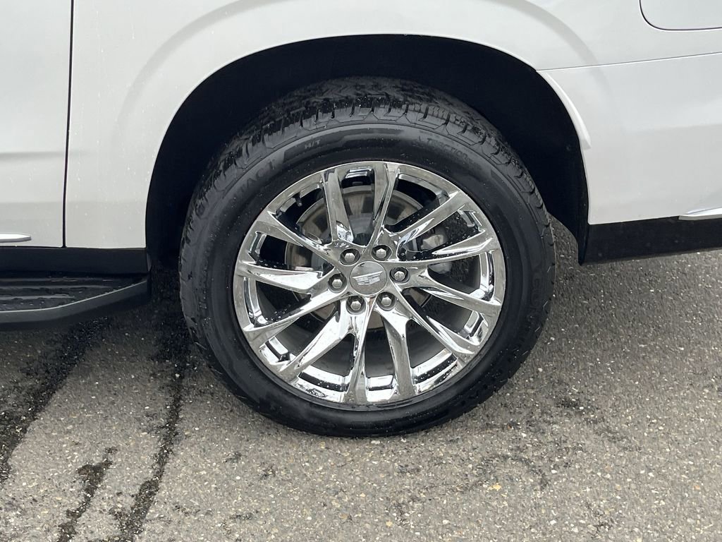 Used 2023 Cadillac Escalade ESV Premium Luxury w/ LPO, Radiant Package image 34