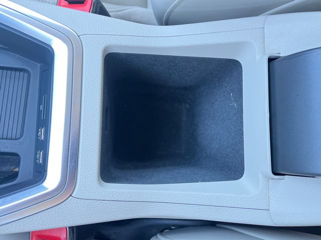 Used 2019 Audi e-tron Prestige w/ Prestige Package AWD/4WD image 27