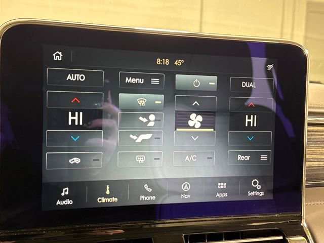 Used 2020 Lincoln Navigator L Black Label w/ Cargo Convenience Package image 36