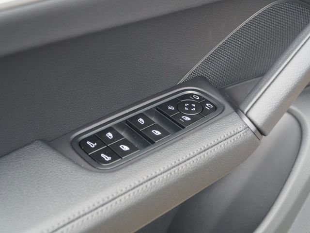 New 2026 Porsche Cayenne image 16