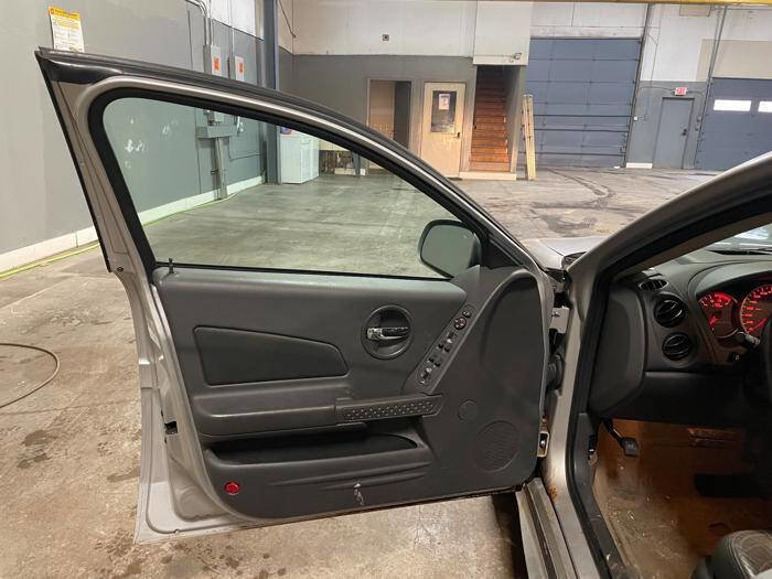 Used 2005 Pontiac Grand Prix GT w/ Leather Trim Package image 22