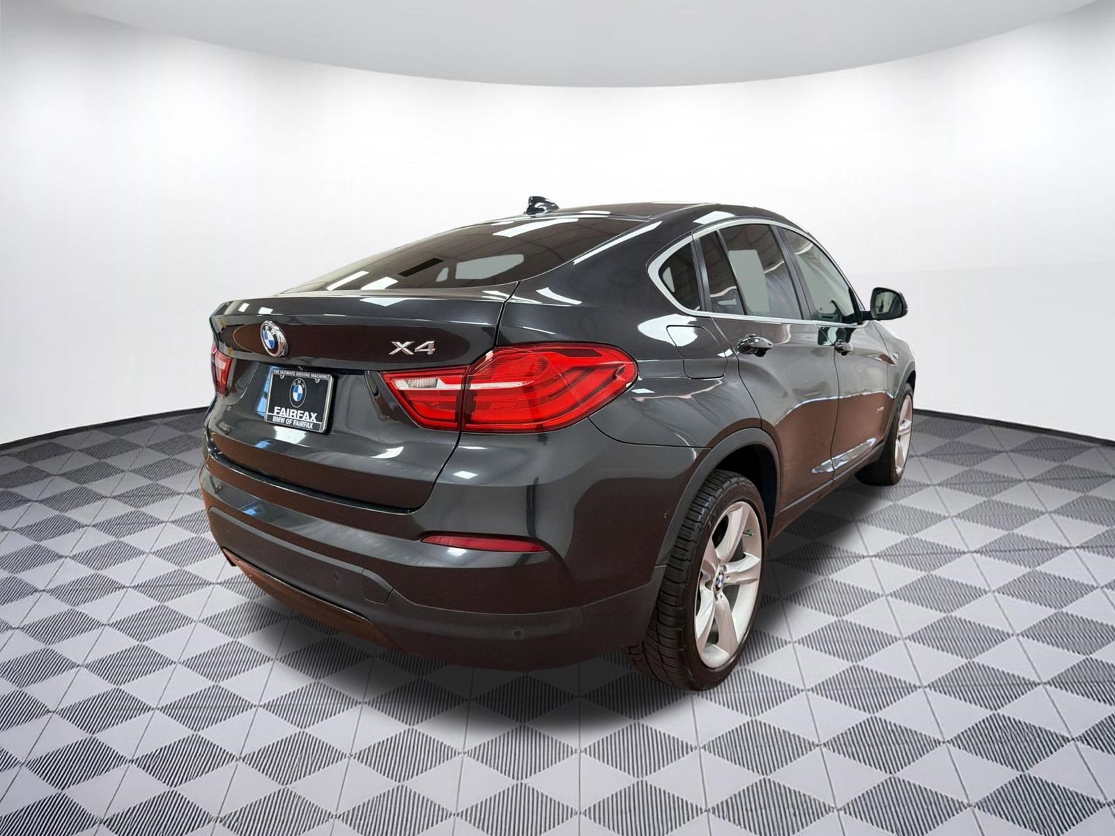 Used 2015 BMW X4 xDrive28i image 9