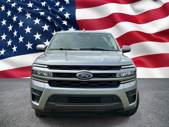 Certified 2024 Ford Expedition XLT AWD/4WD image 3
