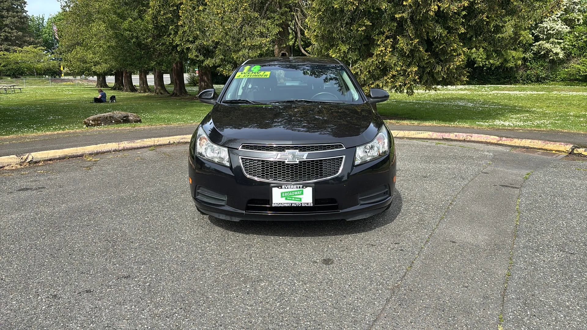 Used 2014 Chevrolet Cruze LT w/ Technology Package FWD image 3