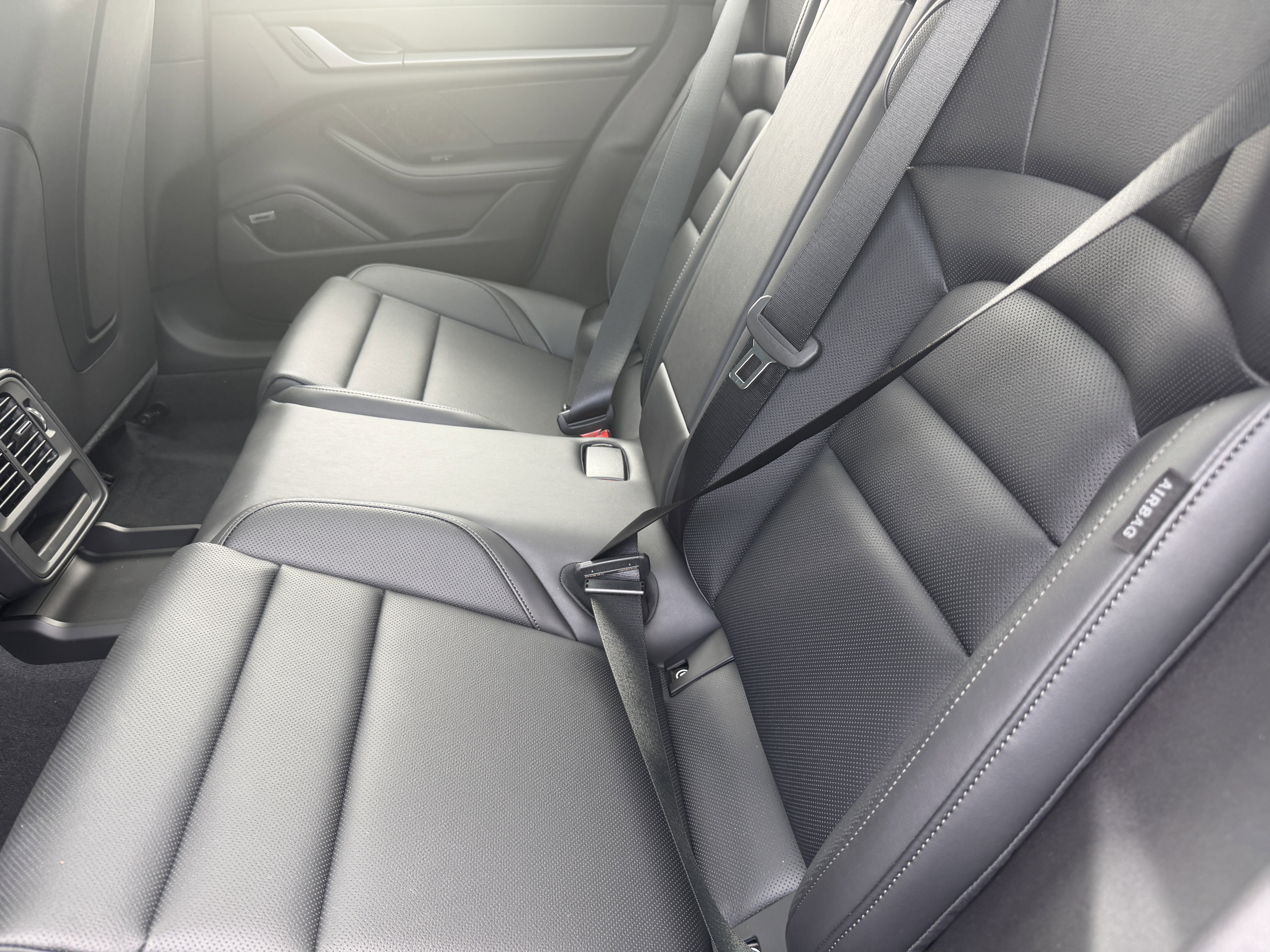 New 2026 Porsche Taycan RWD image 19