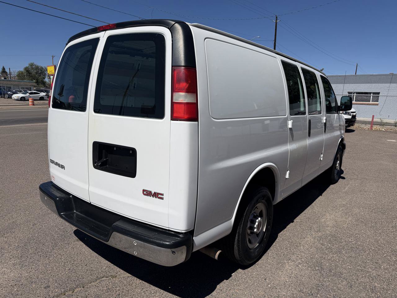 Used 2020 GMC Savana 2500 w/ Driver Convenience Package RWD image 9