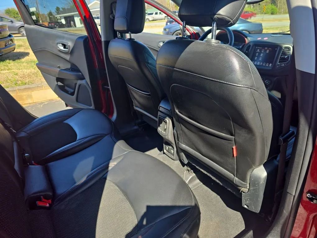 Used 2019 Jeep Compass Trailhawk image 17