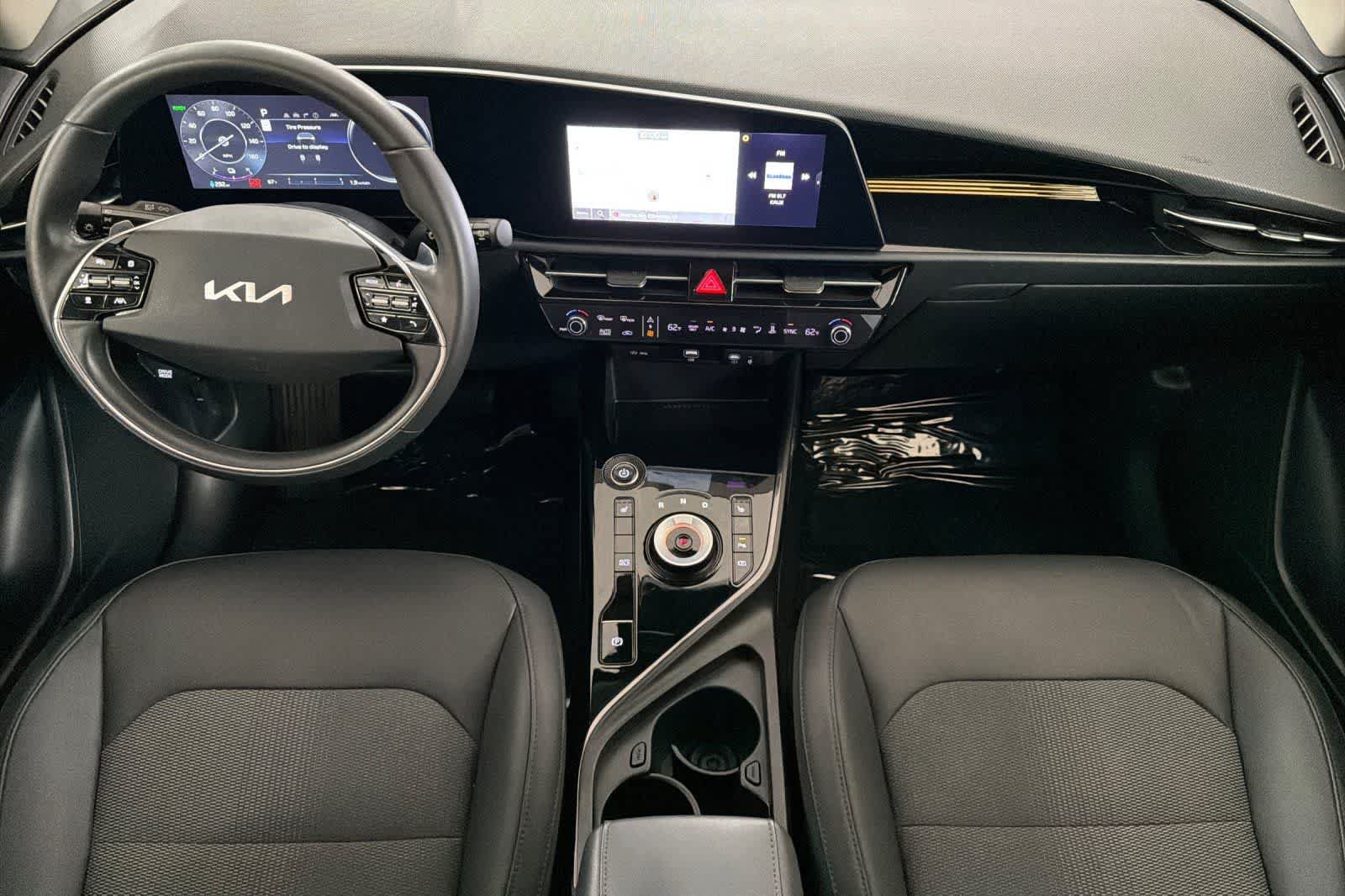 Used 2024 Kia Niro Wind FWD image 3