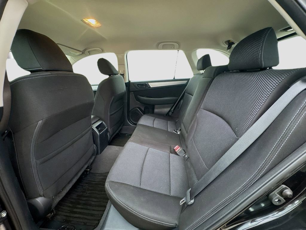 Used 2017 Subaru Outback 2.5i AWD/4WD image 27