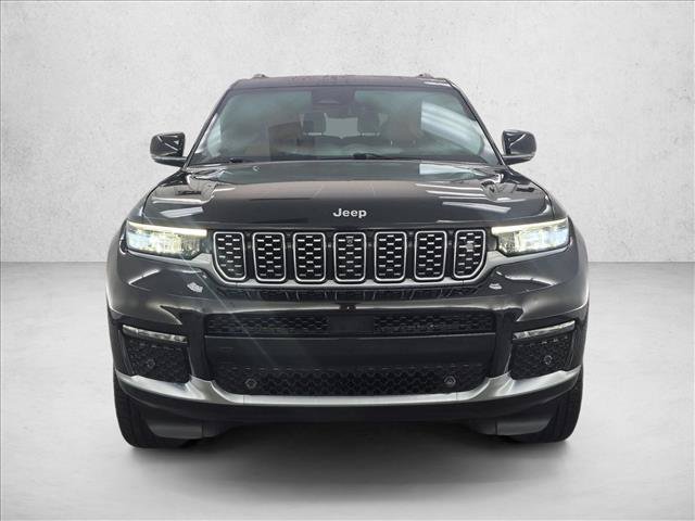 Used 2023 Jeep Grand Cherokee L Summit w/ Advanced Protech Group IV AWD/4WD video 2